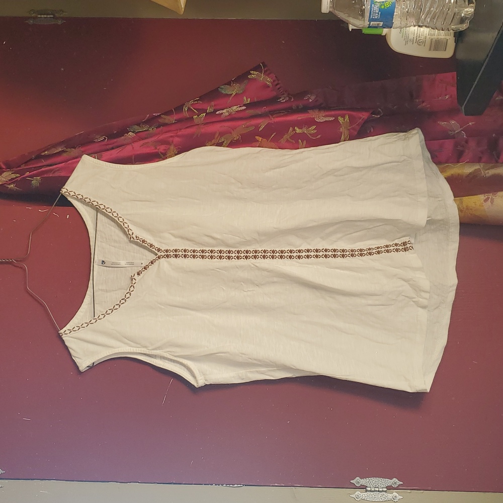 Kuhl sleeveless shirt